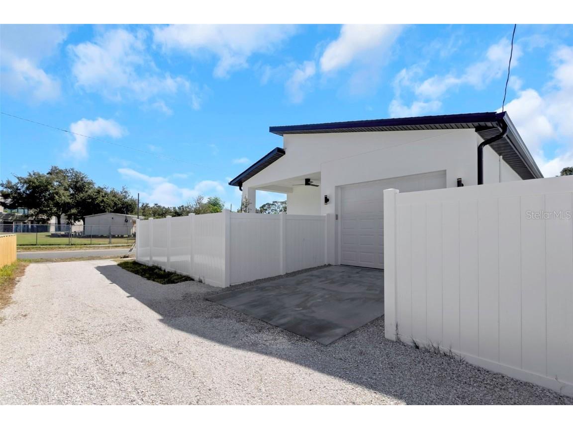 701 42nd Avenue S Saint Petersburg FL 33705 TB8446011 image29