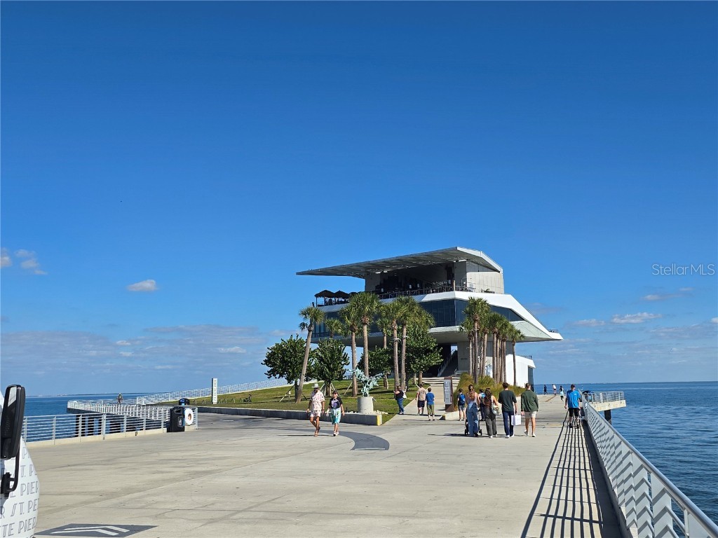 701 42nd Avenue S Saint Petersburg FL 33705 TB8446011 image55