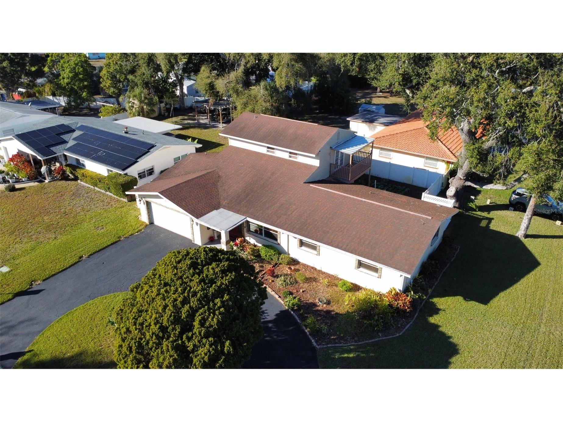 701 58th Avenue S Saint Petersburg FL 33705 TB8471199 image12