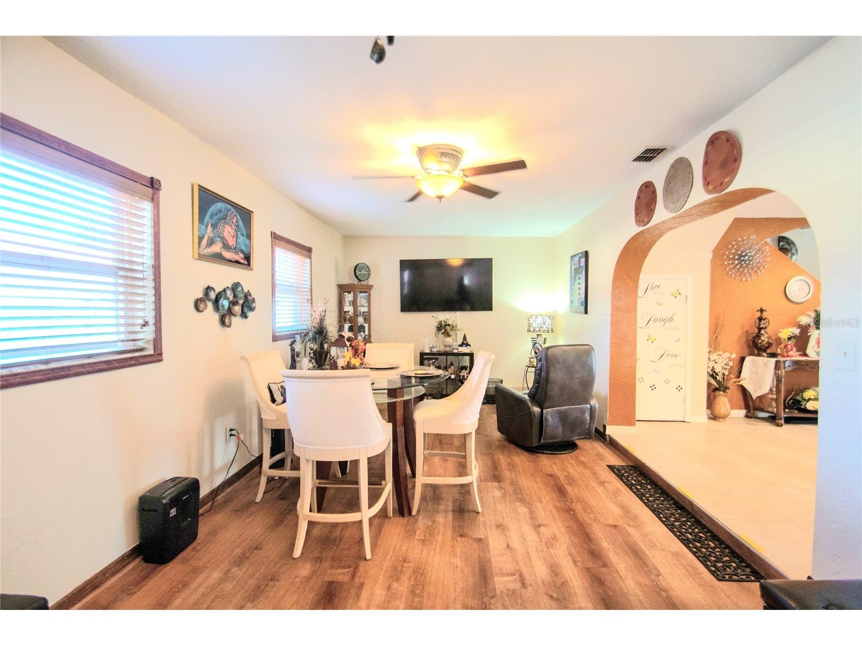 701 58th Avenue S Saint Petersburg FL 33705 TB8471199 image35