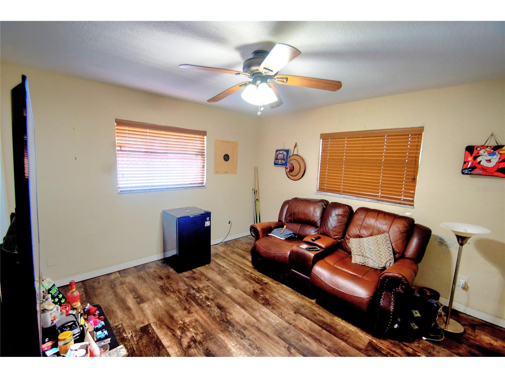 701 58th Avenue S Saint Petersburg FL 33705 TB8471199 image42