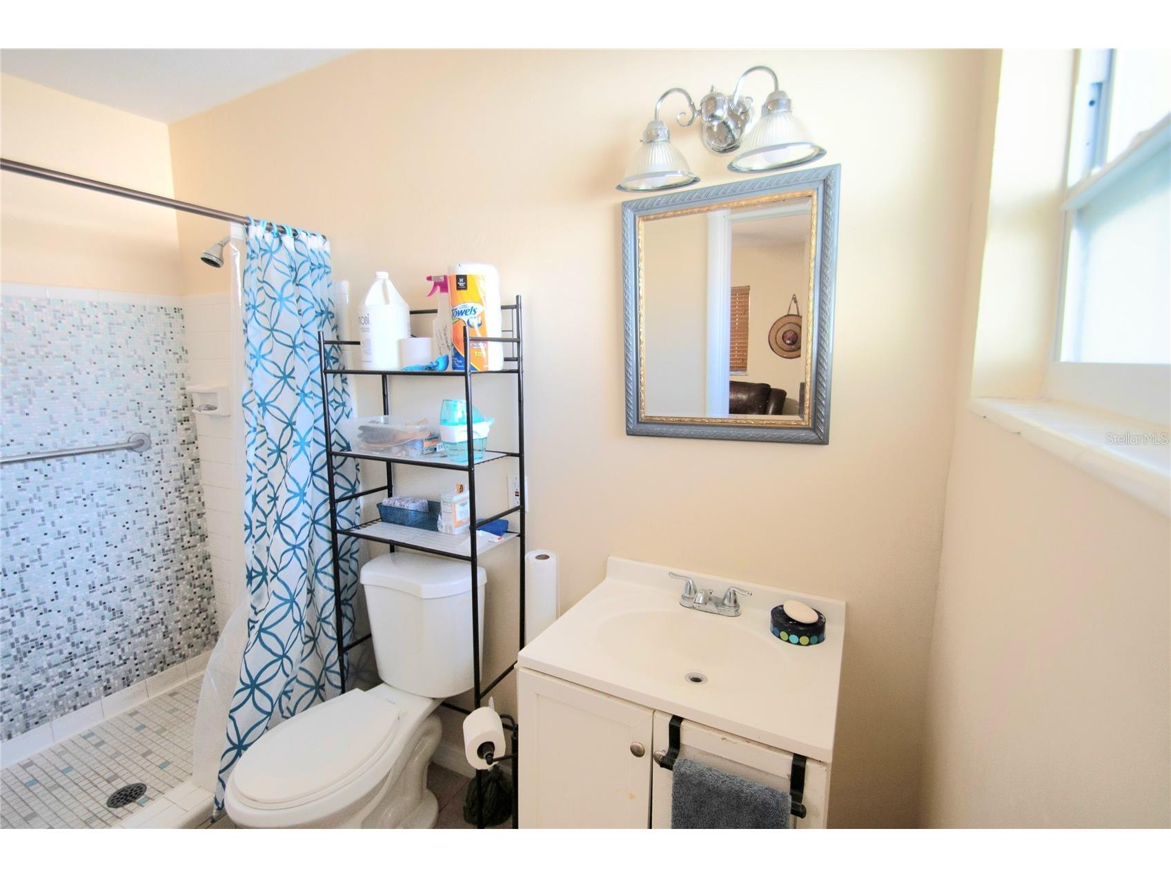 701 58th Avenue S Saint Petersburg FL 33705 TB8471199 image44