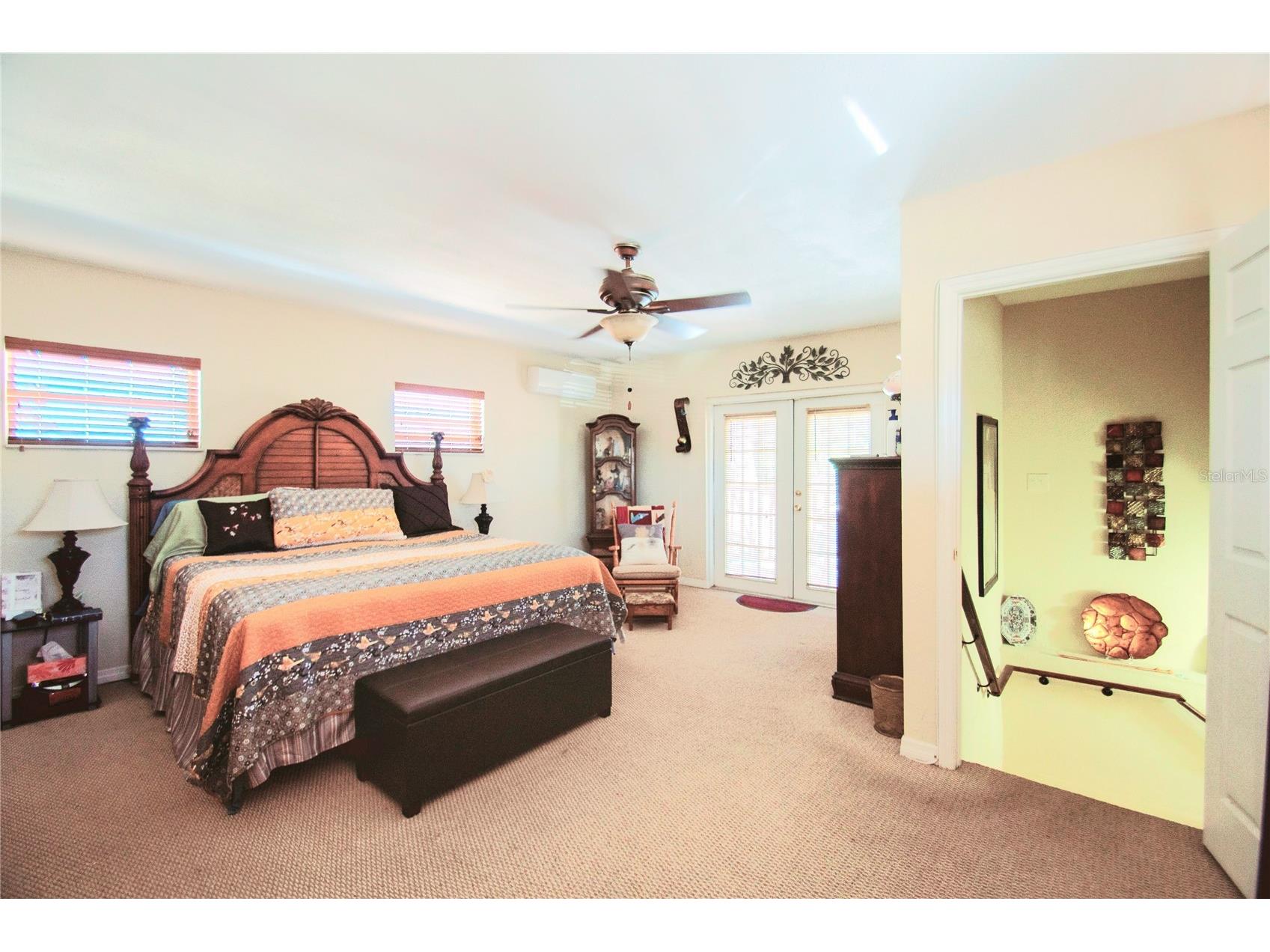 701 58th Avenue S Saint Petersburg FL 33705 TB8471199 image65