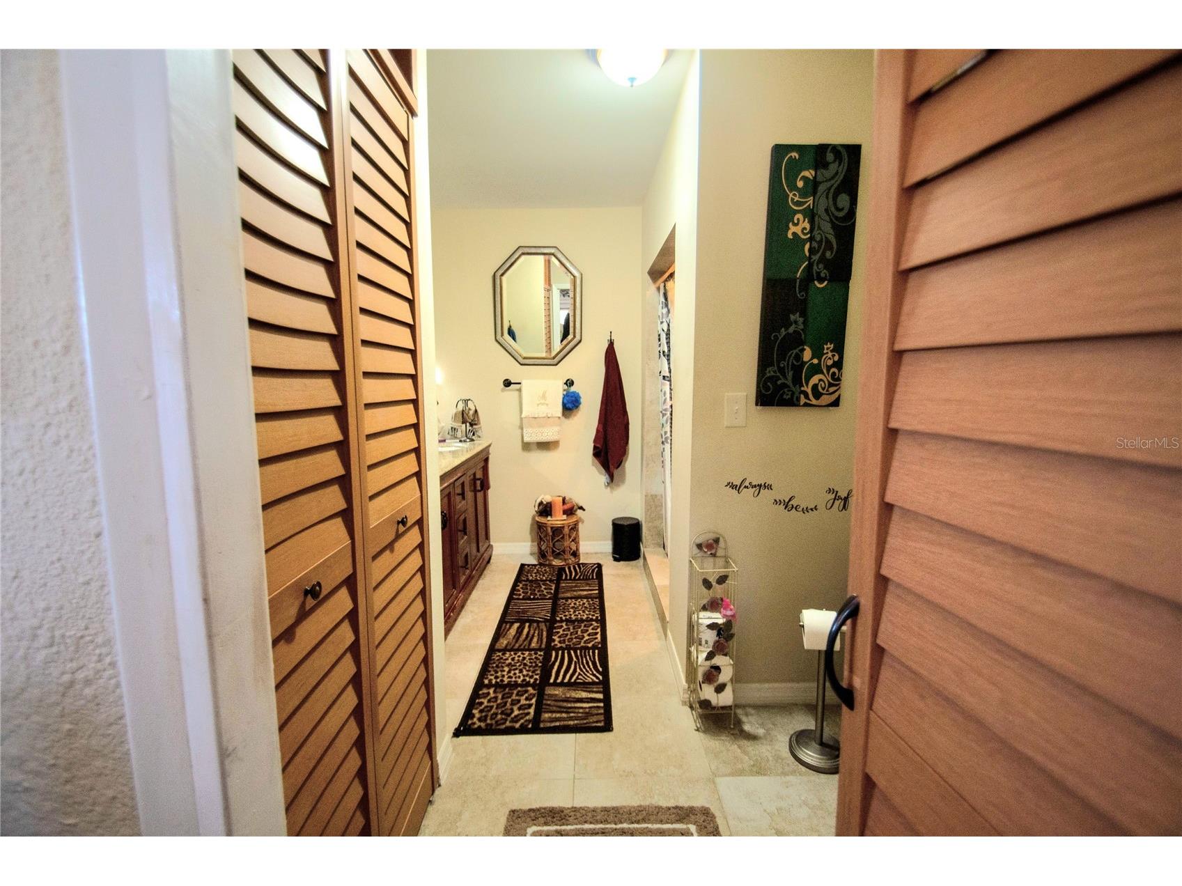701 58th Avenue S Saint Petersburg FL 33705 TB8471199 image67