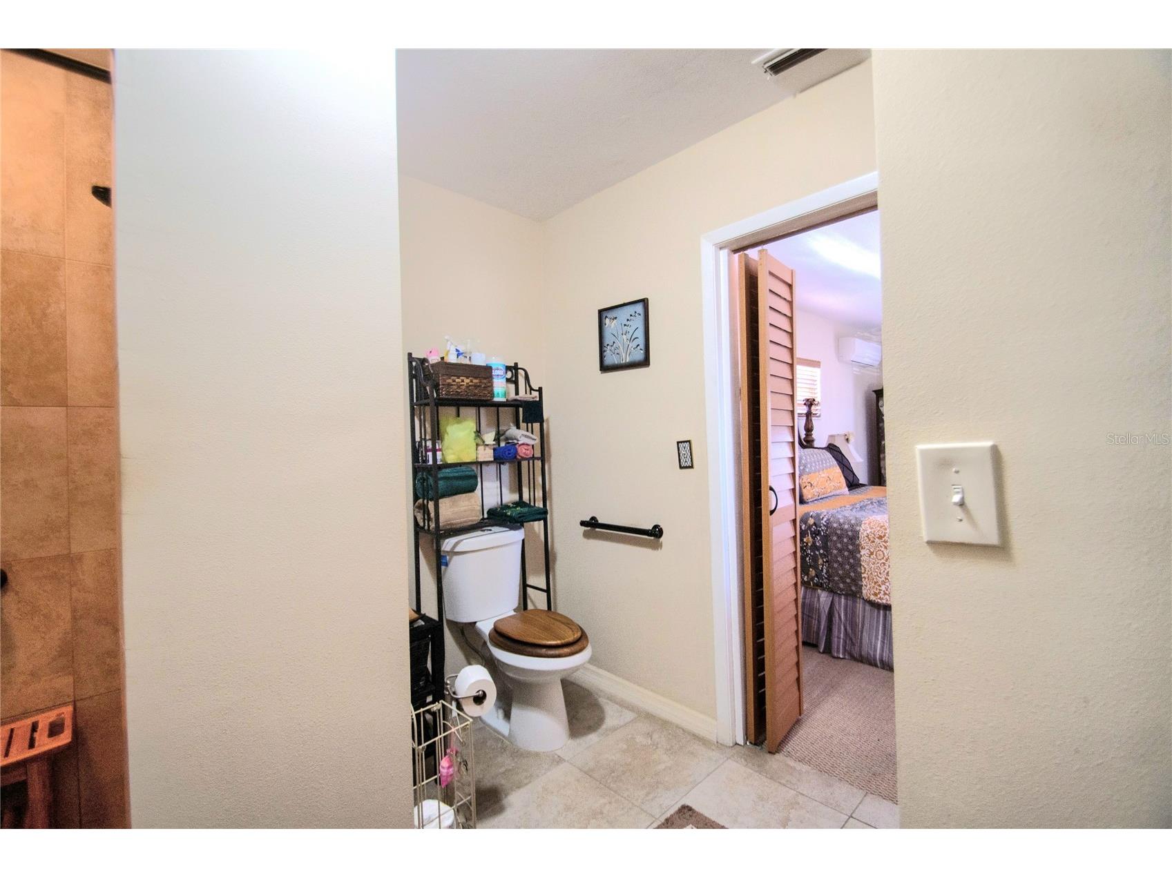 701 58th Avenue S Saint Petersburg FL 33705 TB8471199 image70