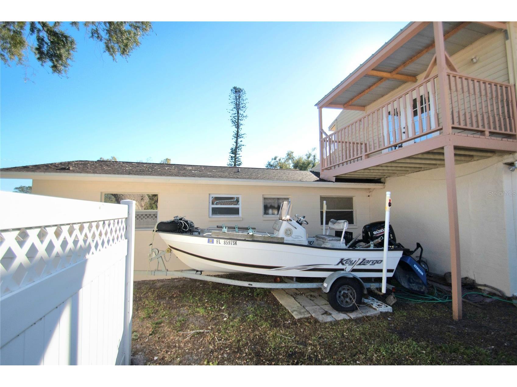 701 58th Avenue S Saint Petersburg FL 33705 TB8471199 image90