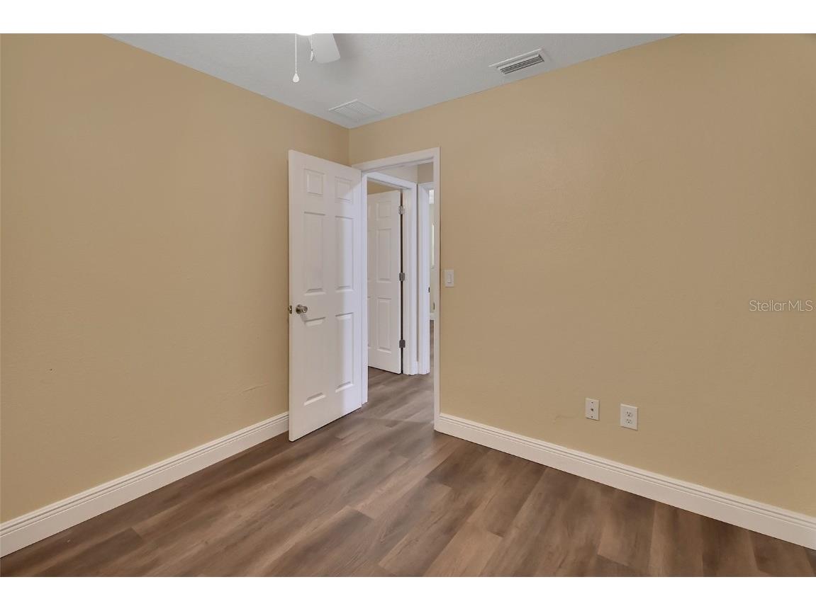 701 Boston Court Deland FL 32724 V4944813 image20