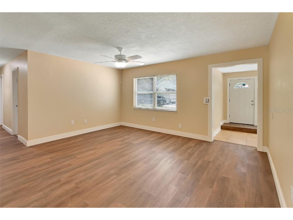 701 Boston Court Deland FL 32724 V4944813 image4