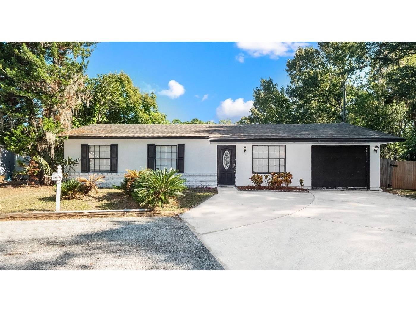 701 Briarwood Drive Winter Springs FL 32708 O6143399 image1