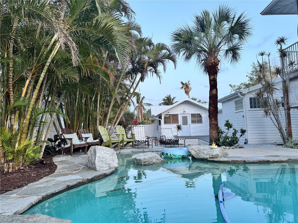 701 Broadway Street Longboat Key FL 34228 A4673262 image1