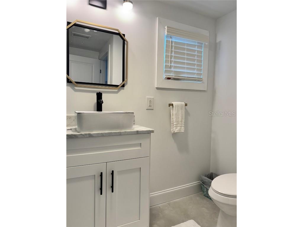 701 Broadway Street Longboat Key FL 34228 A4673262 image19