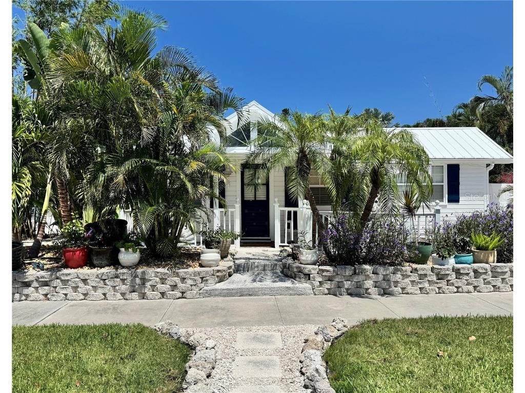 701 Broadway Street Longboat Key FL 34228 A4673262 image2