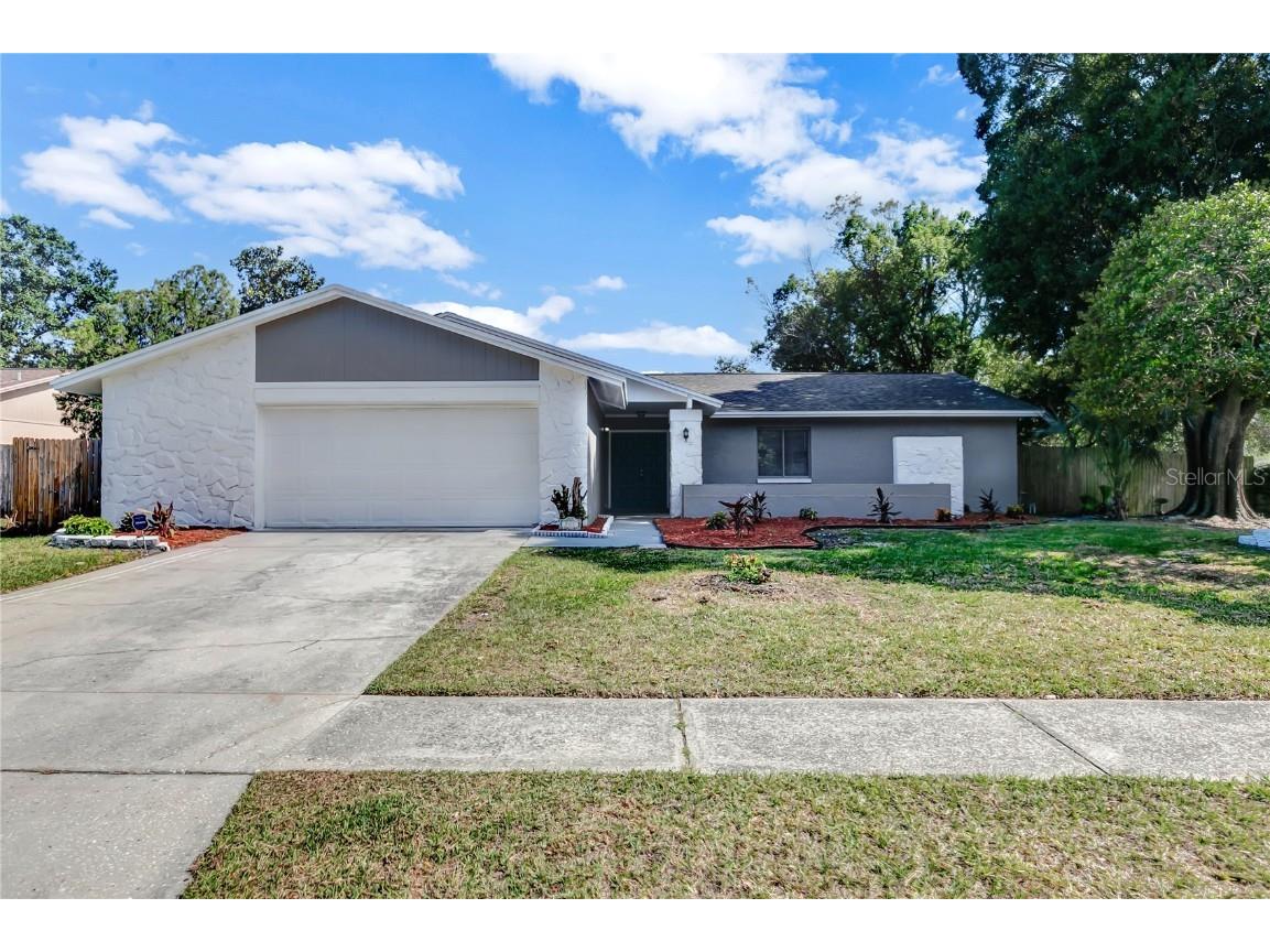 701 Caliente Drive Brandon FL 33511 T3444281 image1