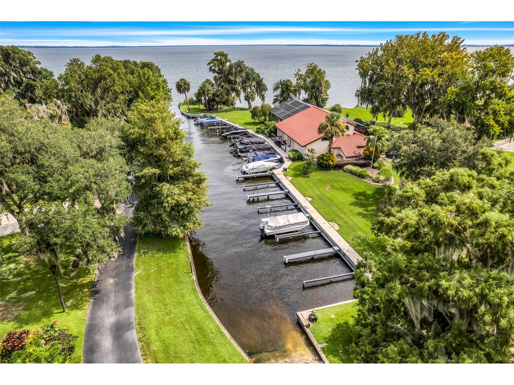 701 Clusterwood Drive Yalaha FL 34797 - LAKE HARRIS G5085454 image33