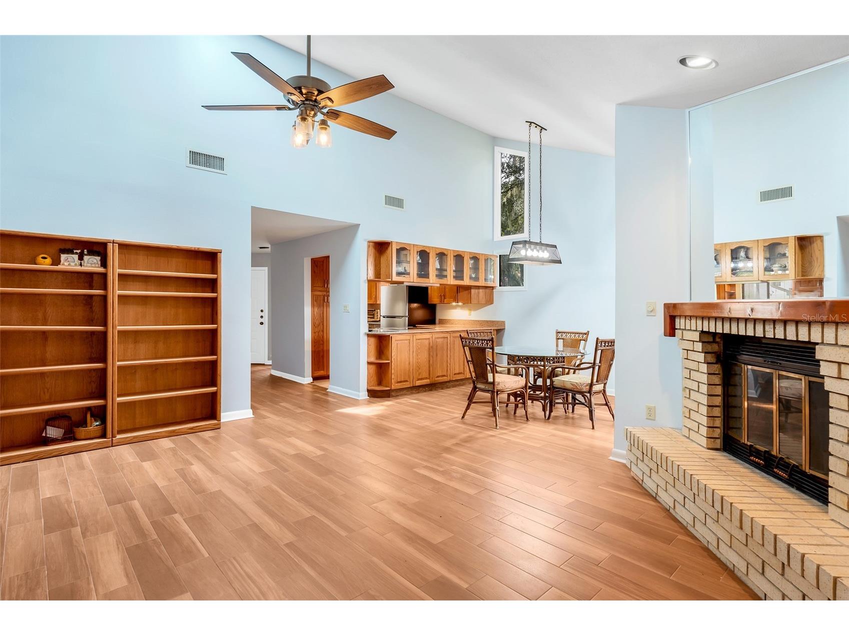 701 Clusterwood Drive Yalaha FL 34797 - LAKE HARRIS G5085454 image9