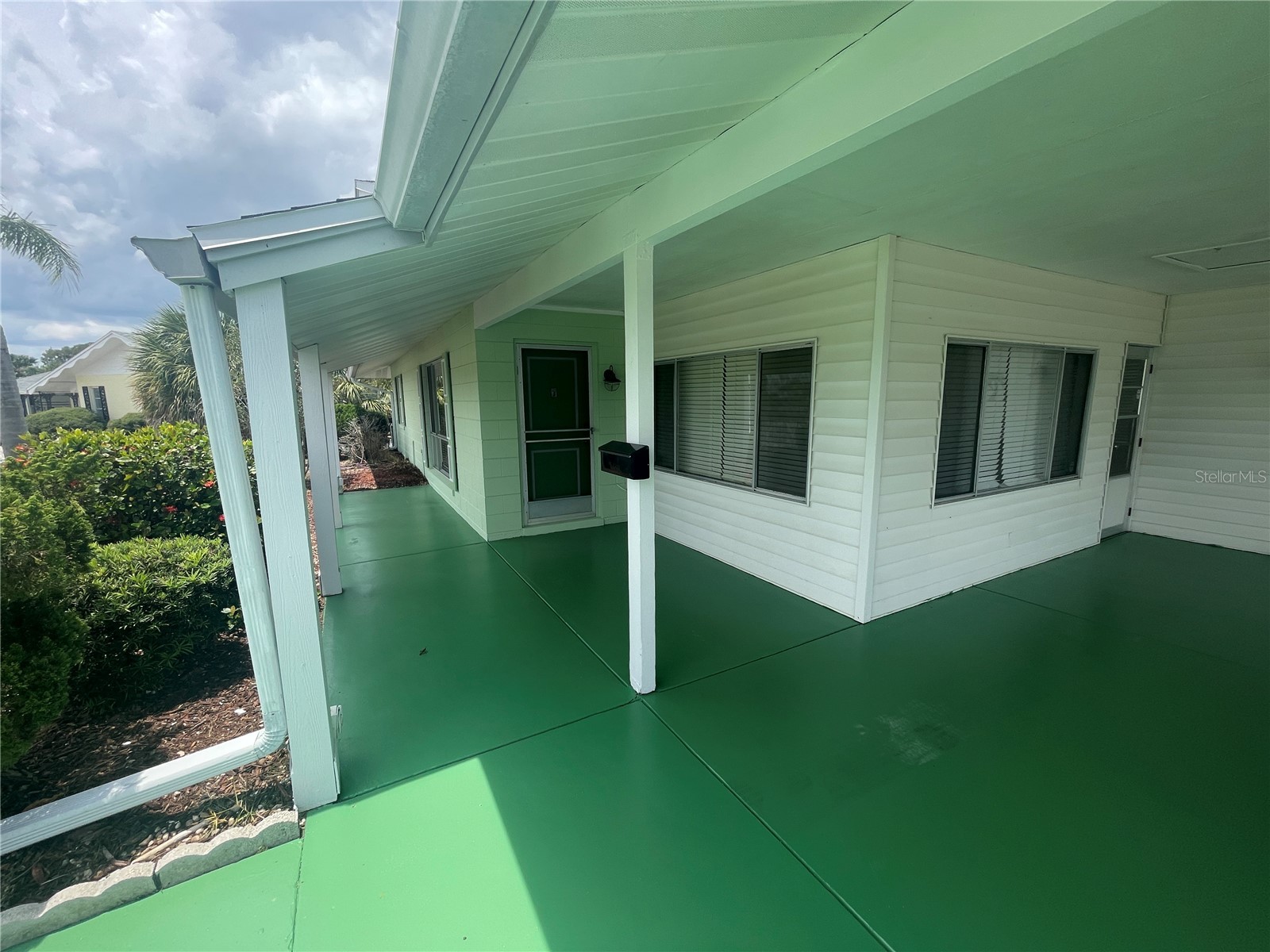 701 Cypress Place Sun City Center FL 33573 TB8466276 image4