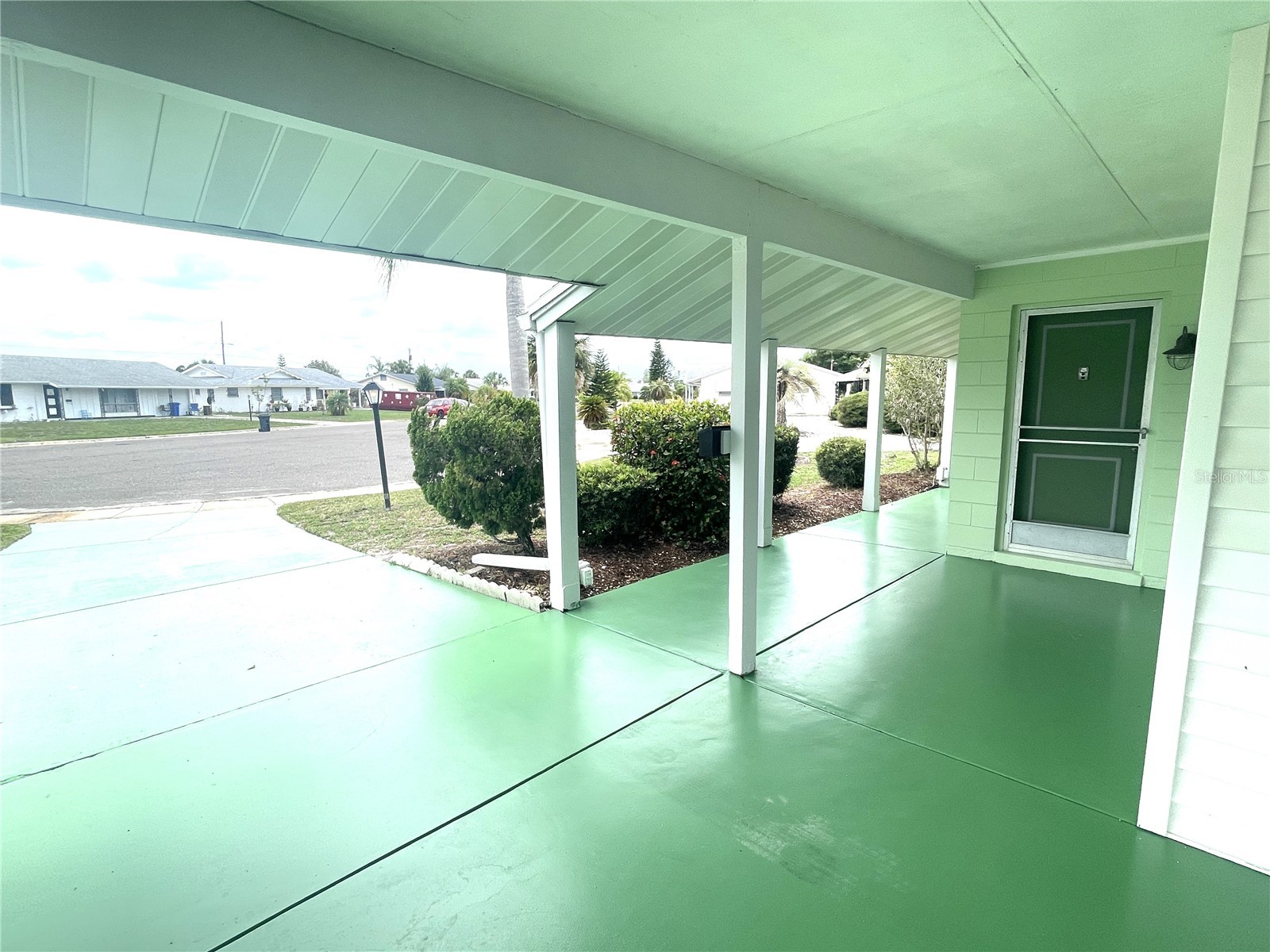 701 Cypress Place Sun City Center FL 33573 TB8466276 image5