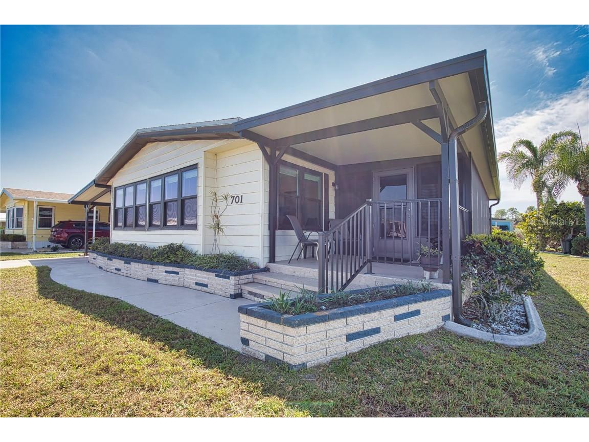 701 Del Luna Drive North Port FL 34287 TB8362992 image12