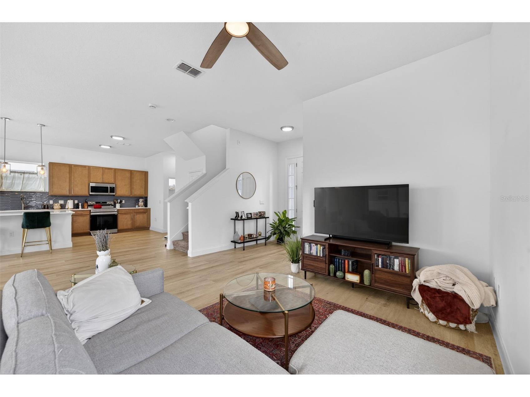 701 Dennis Avenue Orlando FL 32807 O6415223 image3