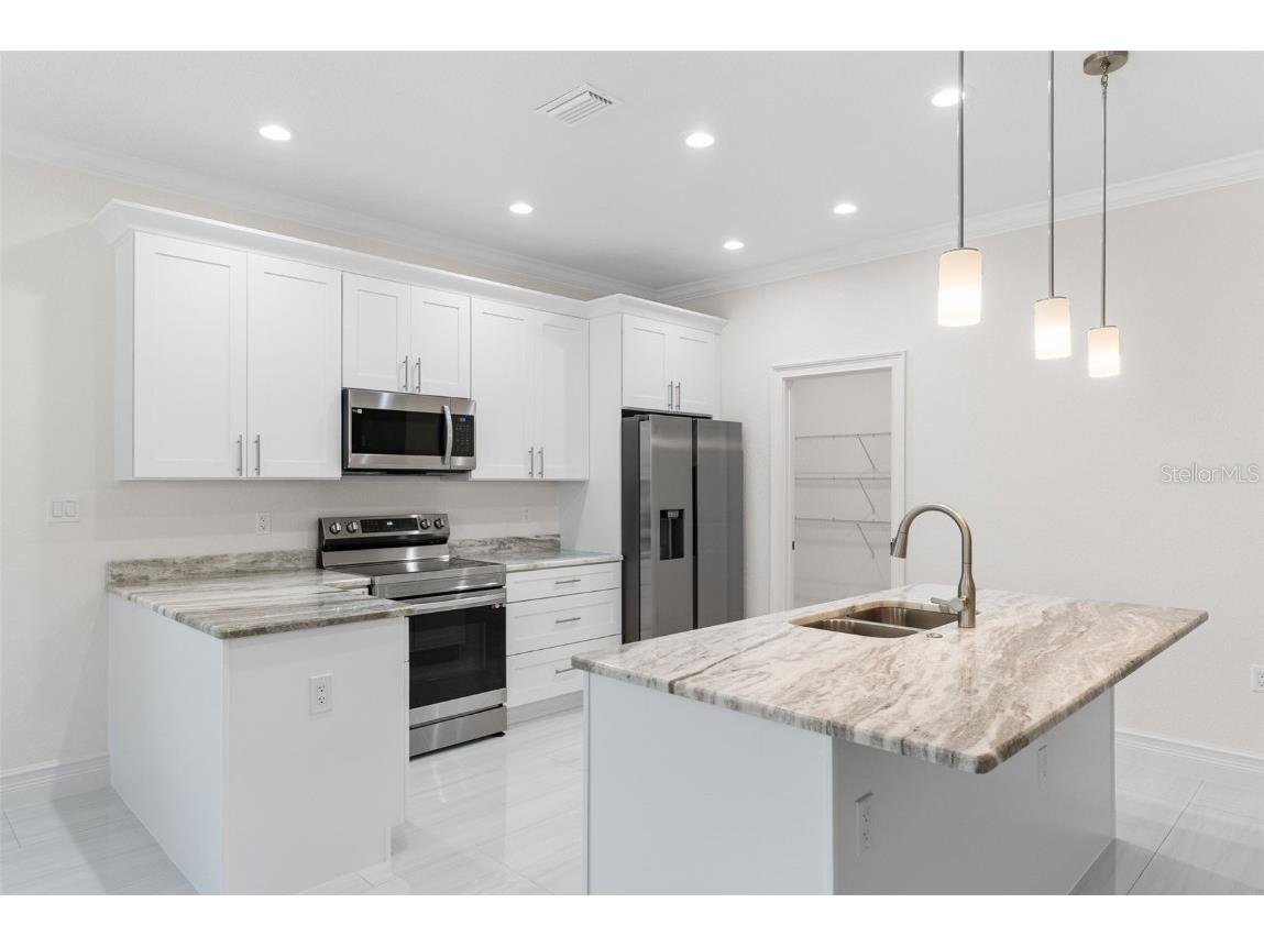 701 E Dr Martin Luther King Jr Boulevard Plant City FL 33563 TB8443027 image22