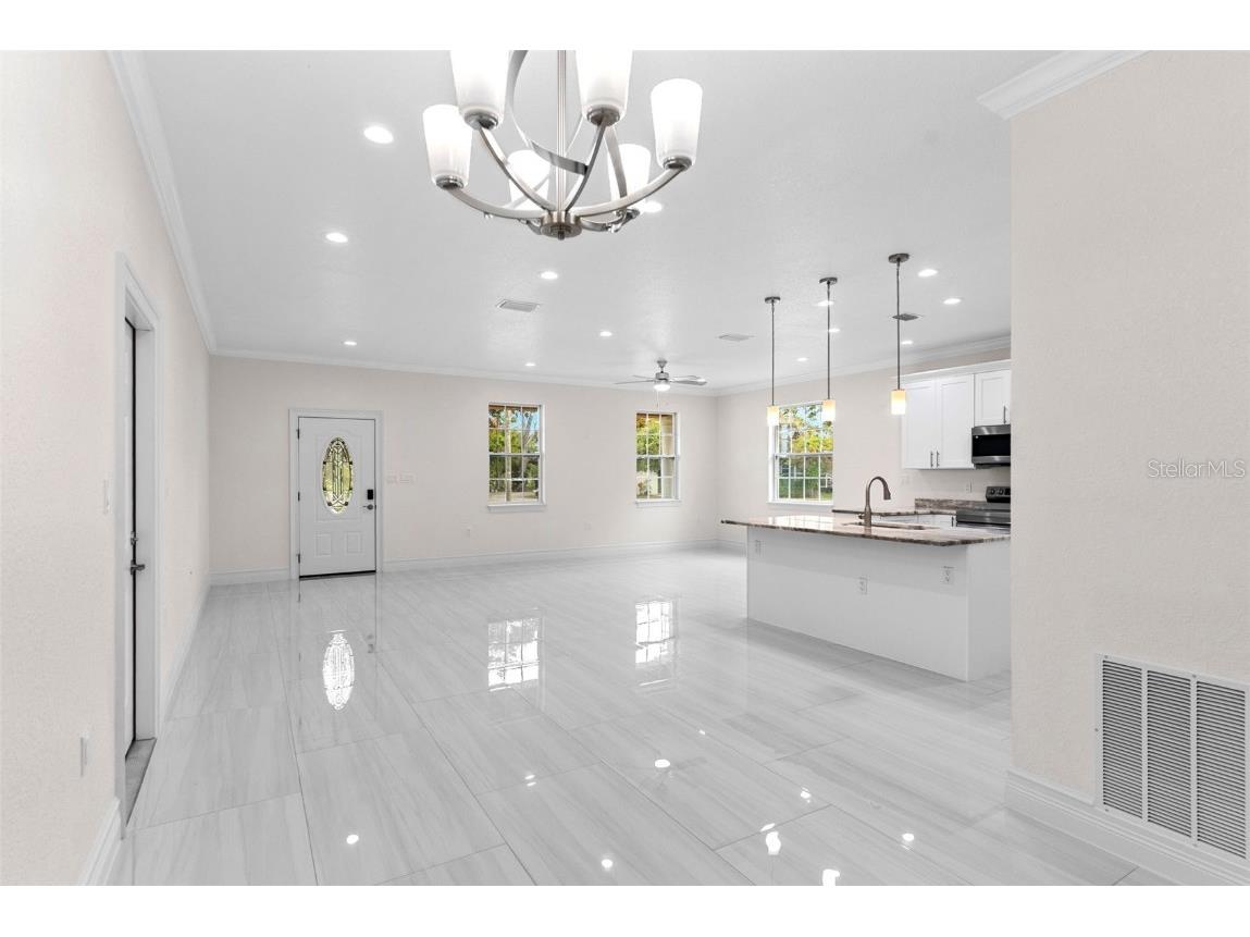 701 E Dr Martin Luther King Jr Boulevard Plant City FL 33563 TB8443027 image31