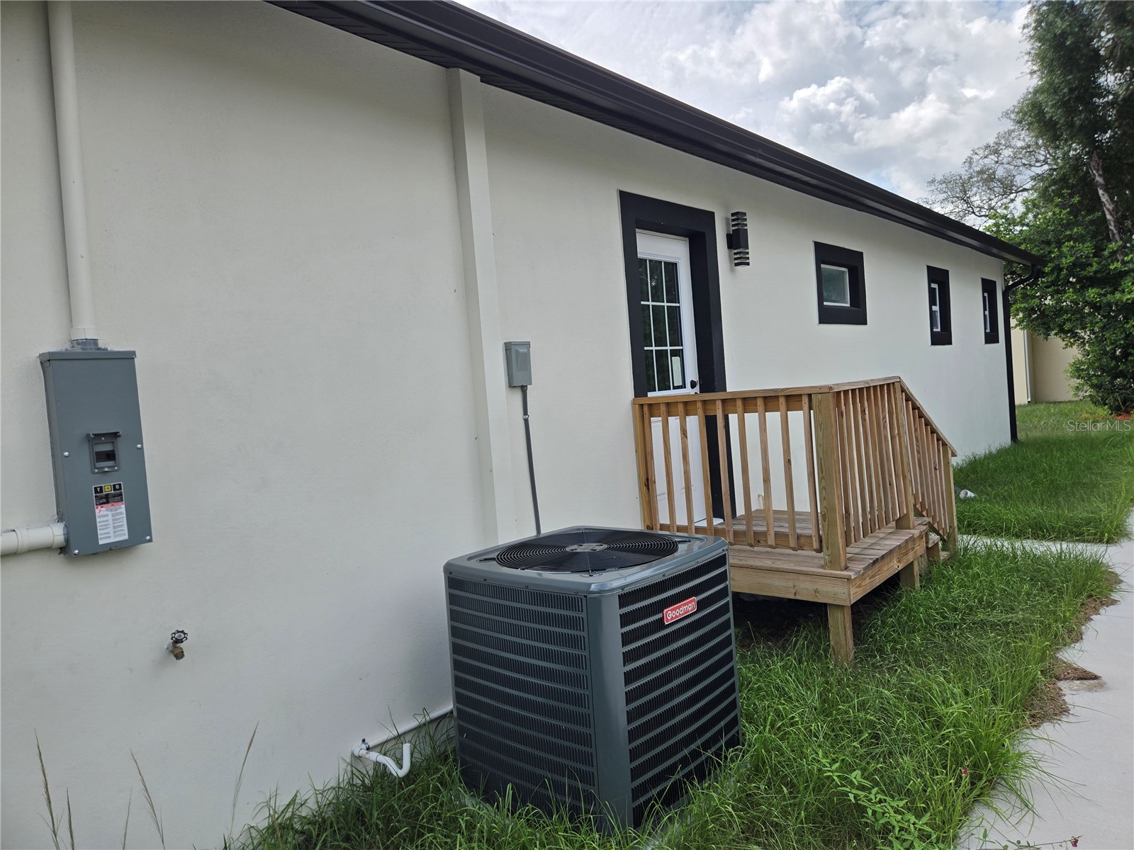 701 E Linebaugh Avenue Tampa FL 33612 TB8521507 image3