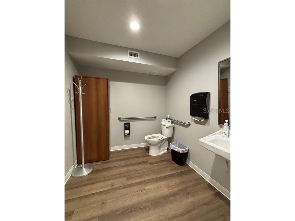 701 E South Street Orlando FL 32801 O6332121 image49