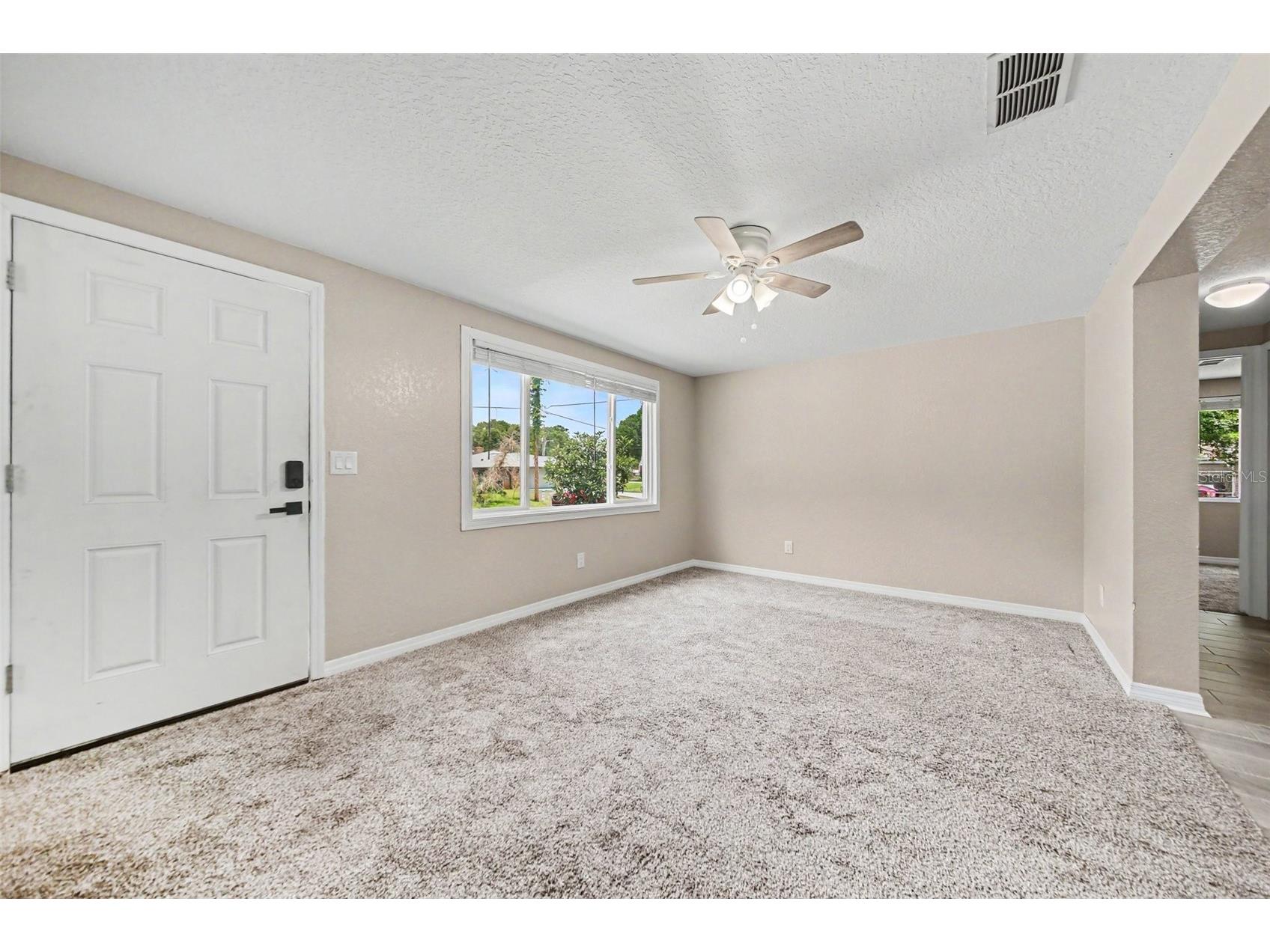 701 E Woodland Street Bunnell FL 32110 V4949225 image5