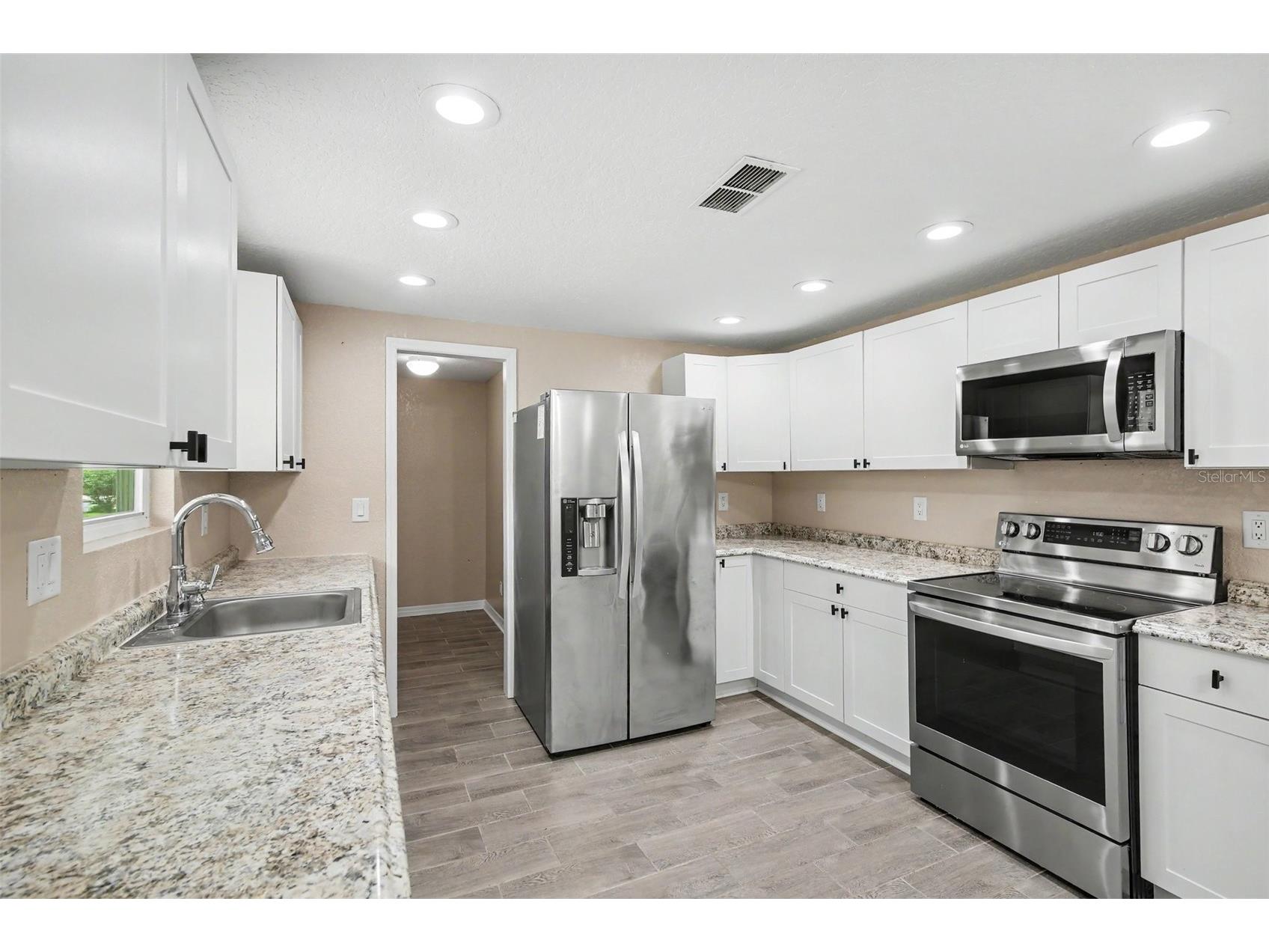 701 E Woodland Street Bunnell FL 32110 V4949225 image9
