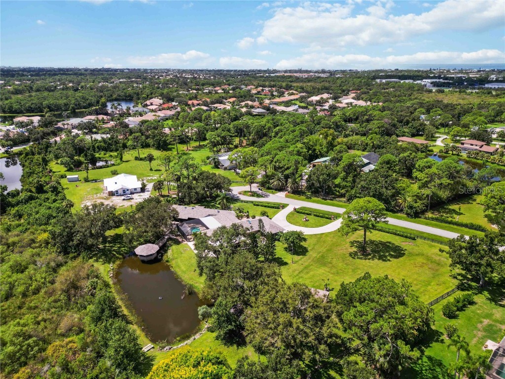 701 Eaglenook Way Osprey FL 34229 A4663832 image62