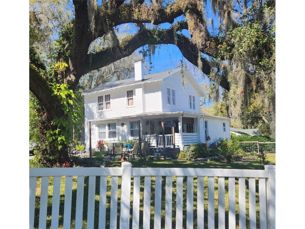 701 Howell Avenue Brooksville FL 34601 W7860823 image1