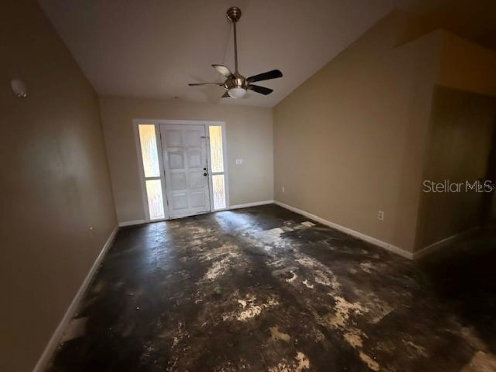 701 Madison Street Tavares FL 32778 OM721085 image2