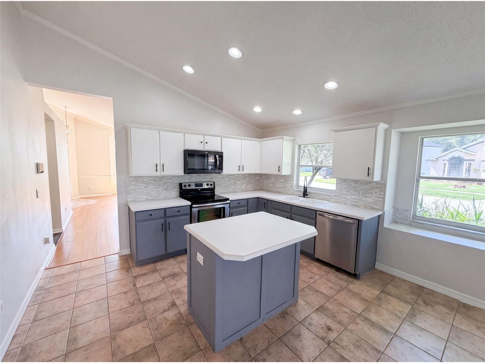 701 Magnolia Creek Circle Orlando FL 32828 O6423356 image2