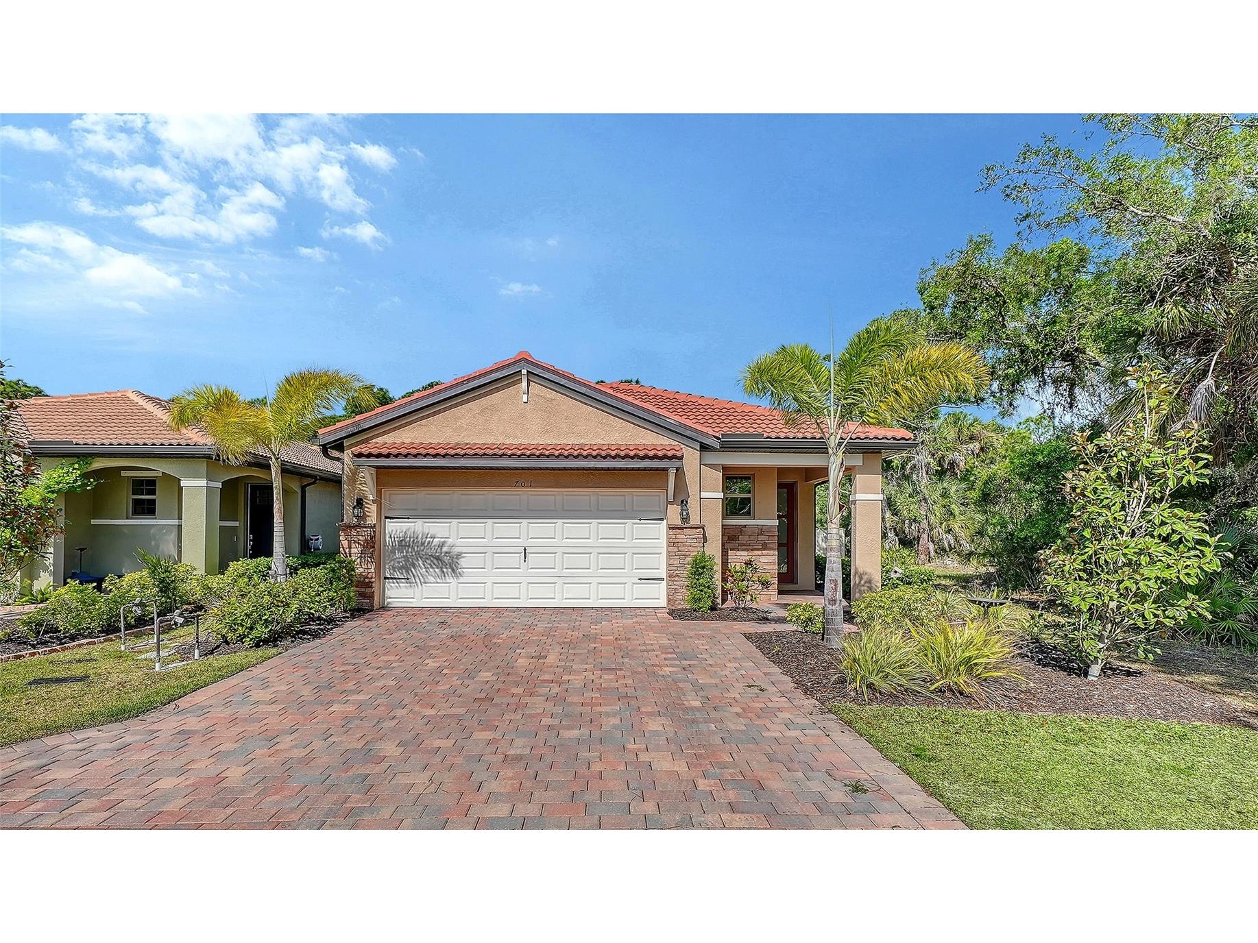 701 Maraviya Boulevard Nokomis FL 34275 A4690154 image1