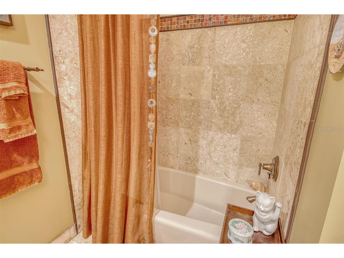 701 Marbury Lane Longboat Key FL 34228 A4657604 image33