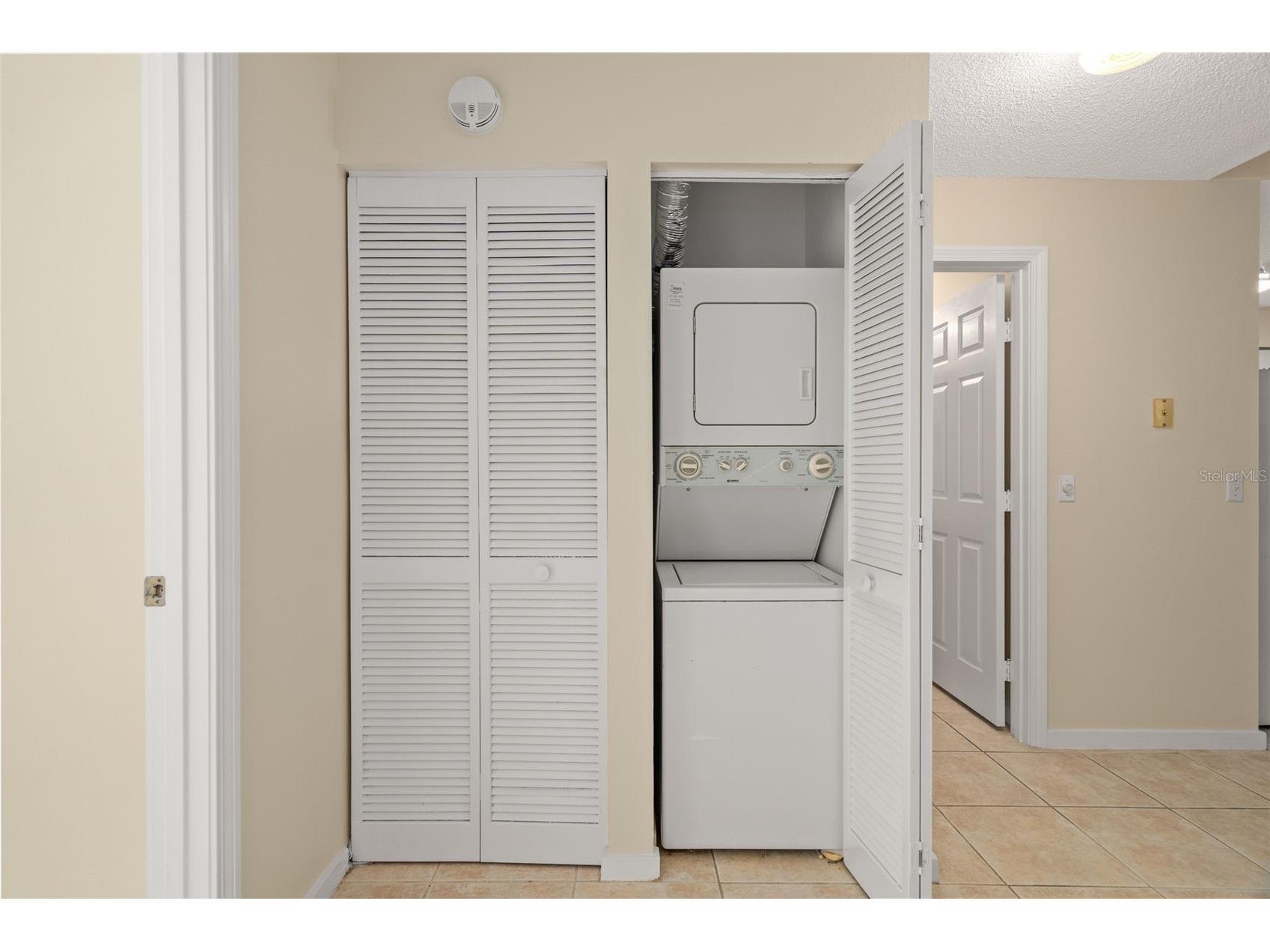 701 Mirror Lake Drive N #102 Saint Petersburg FL 33701 W7887347 image23