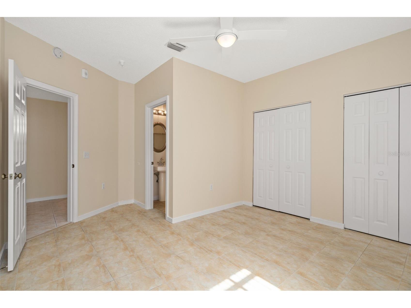 701 Mirror Lake Drive N #102 Saint Petersburg FL 33701 W7887347 image30