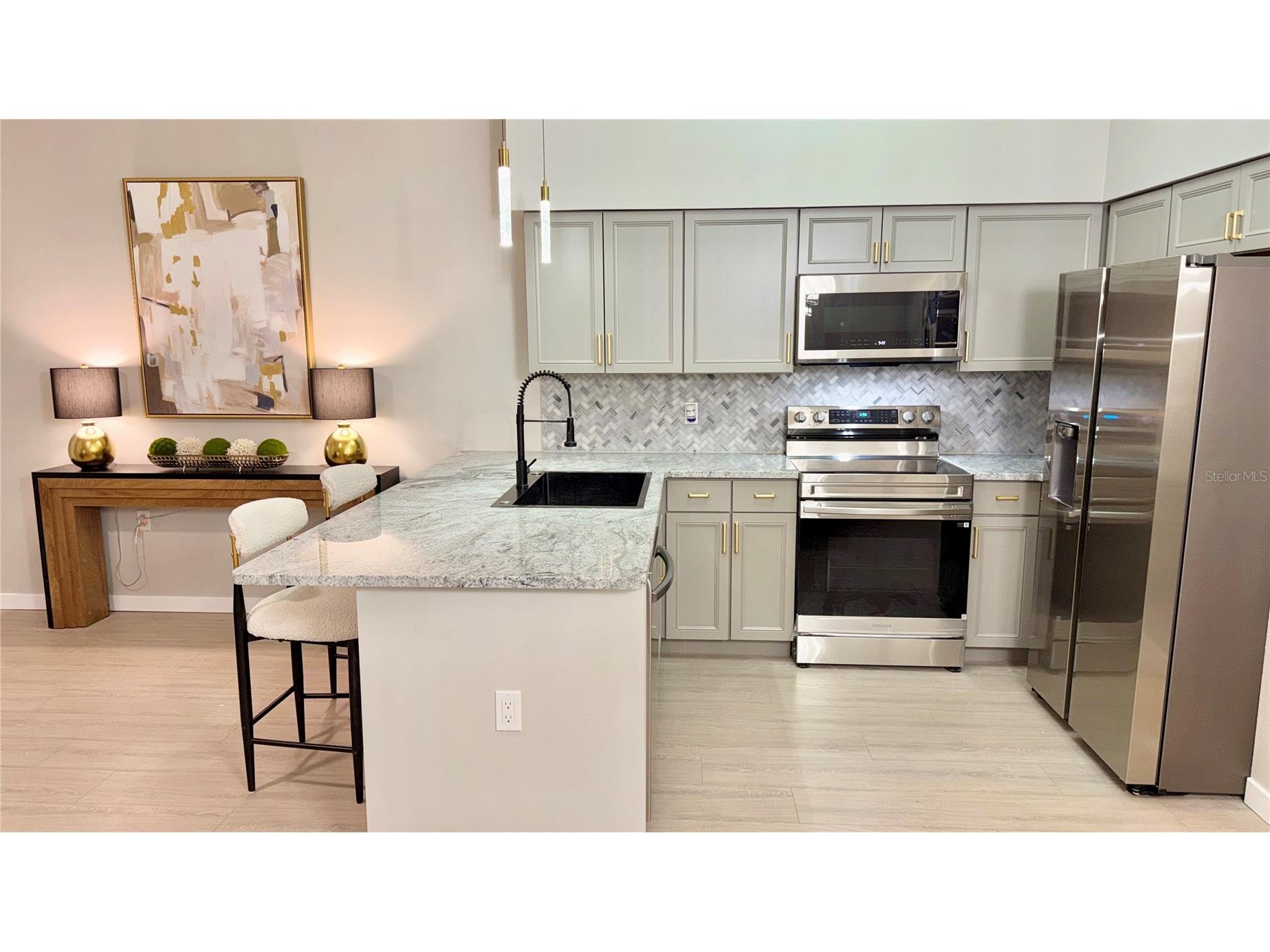 701 Mirror Lake Drive N #121 Saint Petersburg FL 33701 TB8476791 image17