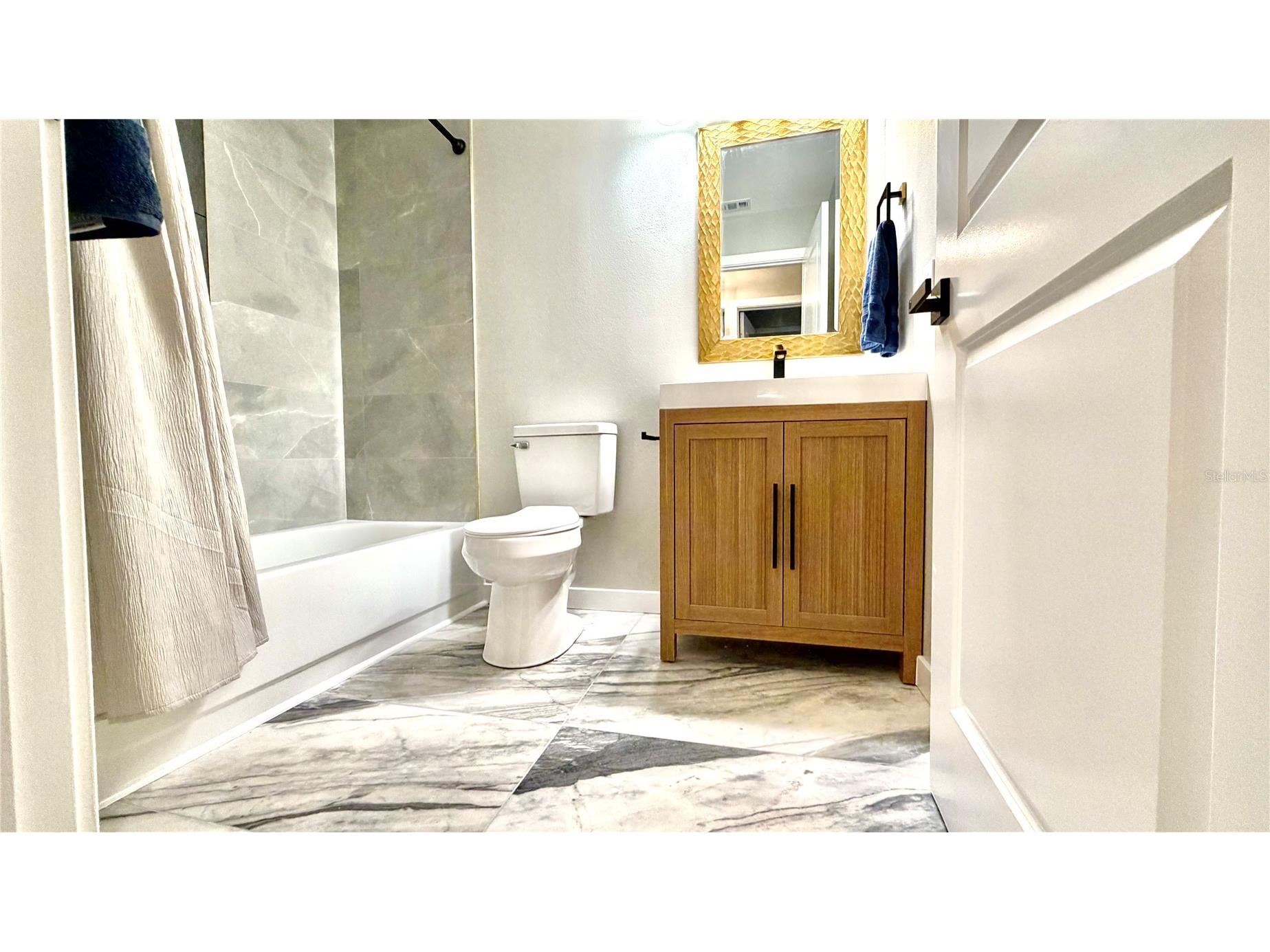 701 Mirror Lake Drive N #121 Saint Petersburg FL 33701 TB8476791 image28