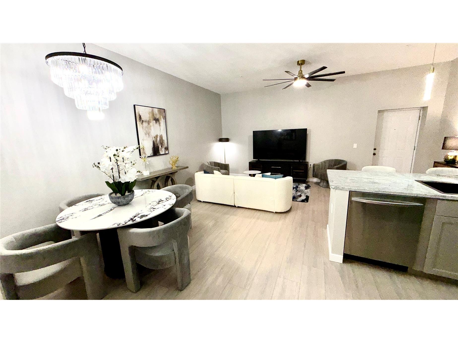 701 Mirror Lake Drive N #121 Saint Petersburg FL 33701 TB8476791 image5