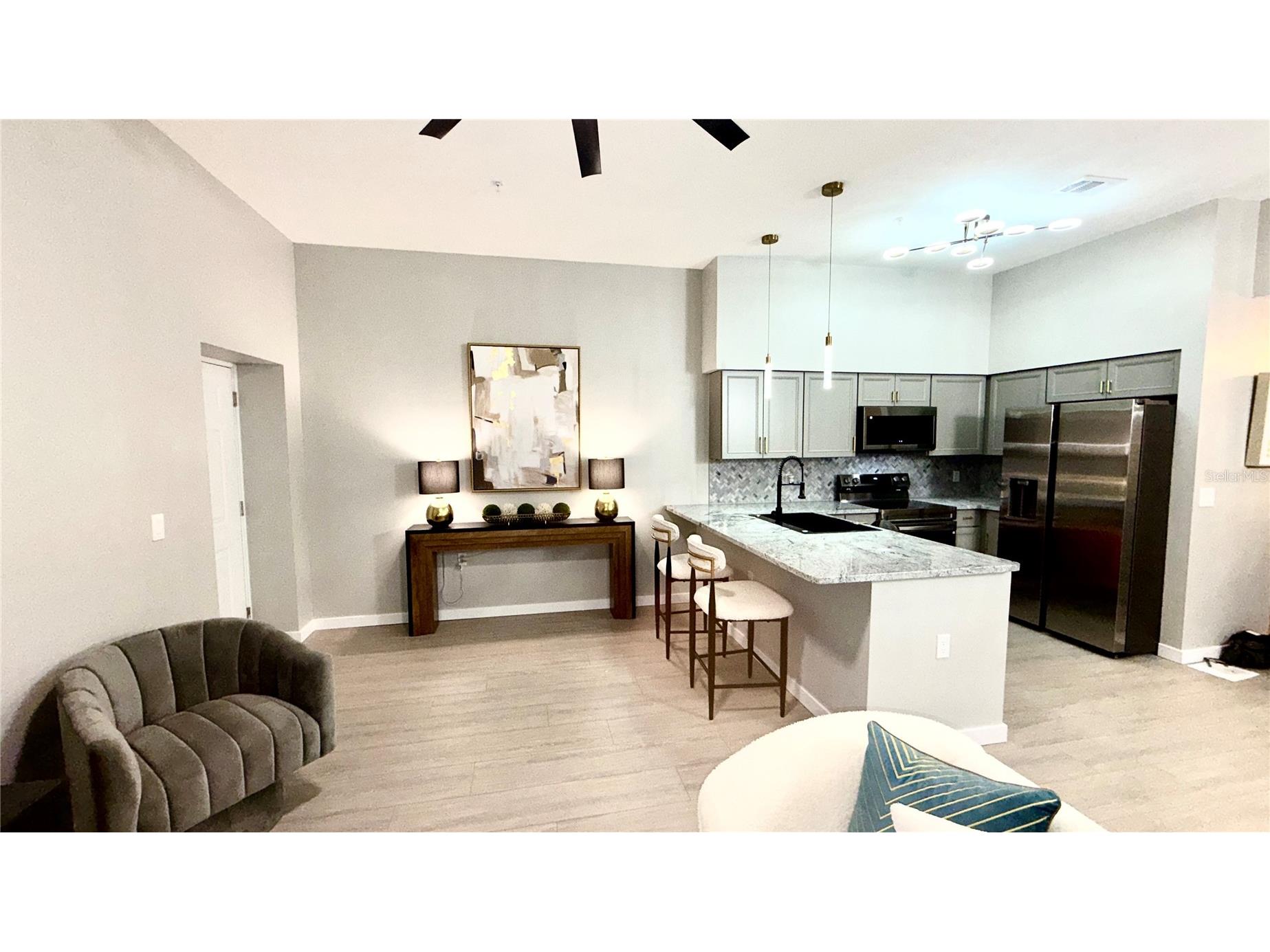 701 Mirror Lake Drive N #121 Saint Petersburg FL 33701 TB8476791 image8