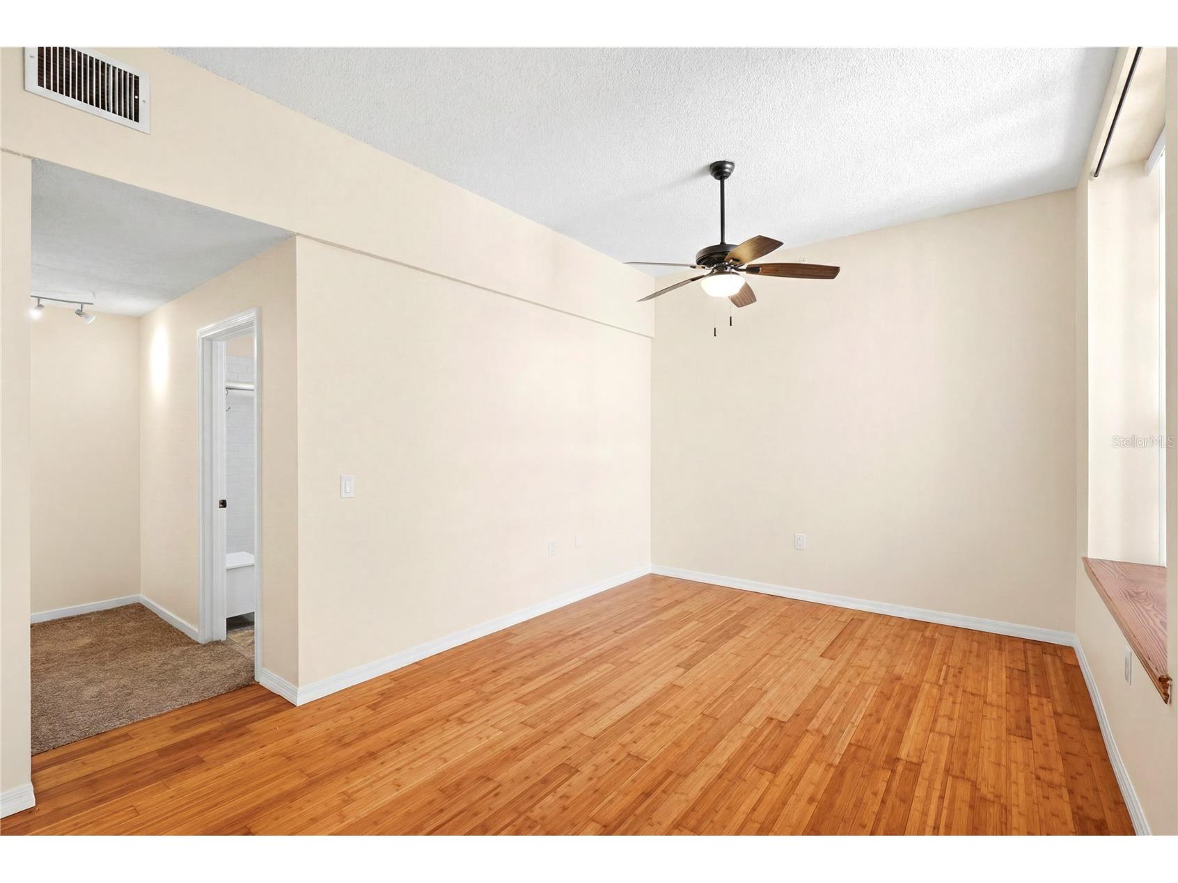 701 Mirror Lake Drive N #202 Saint Petersburg FL 33701 TB8520969 image17