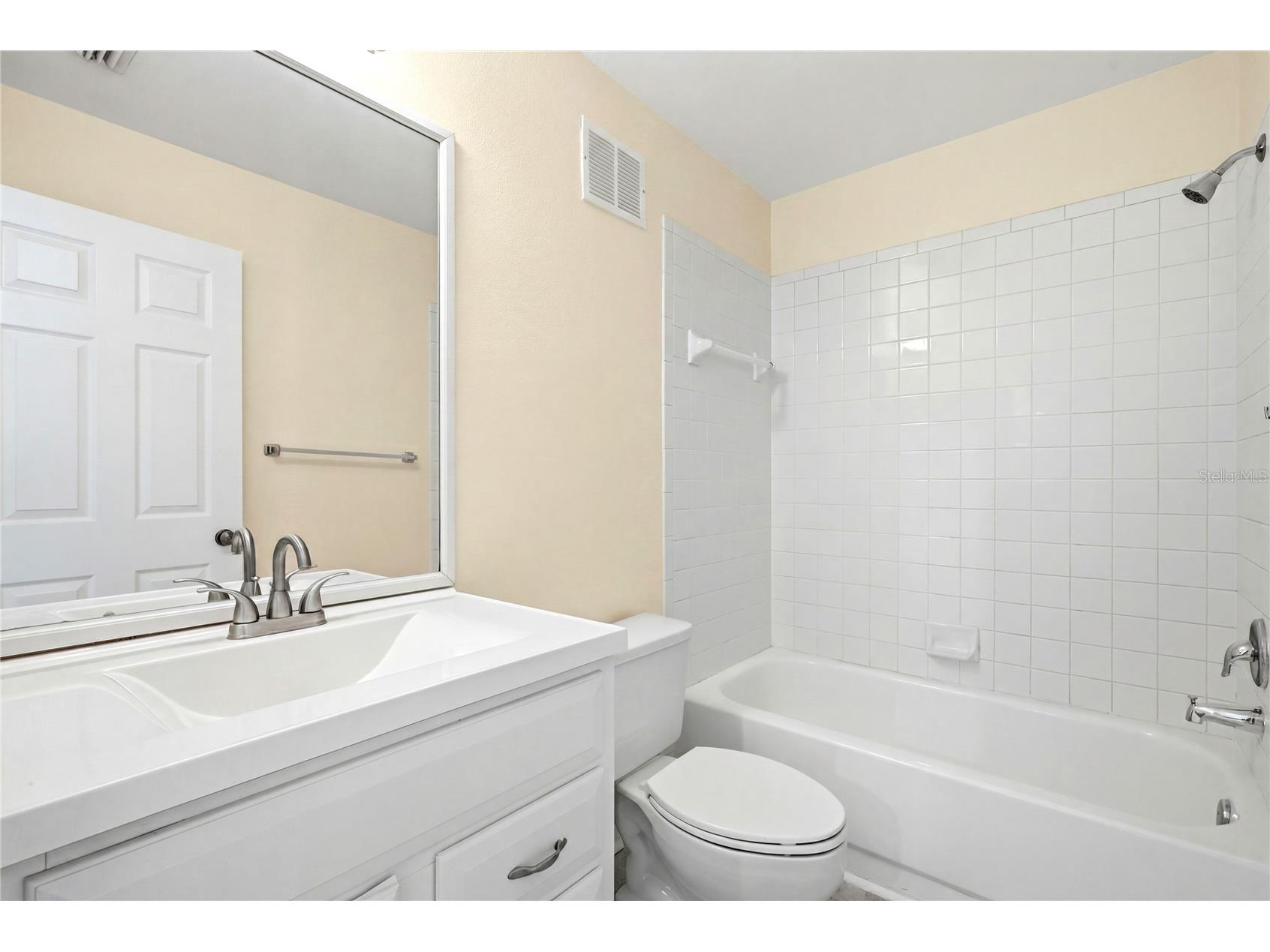 701 Mirror Lake Drive N #202 Saint Petersburg FL 33701 TB8520969 image27
