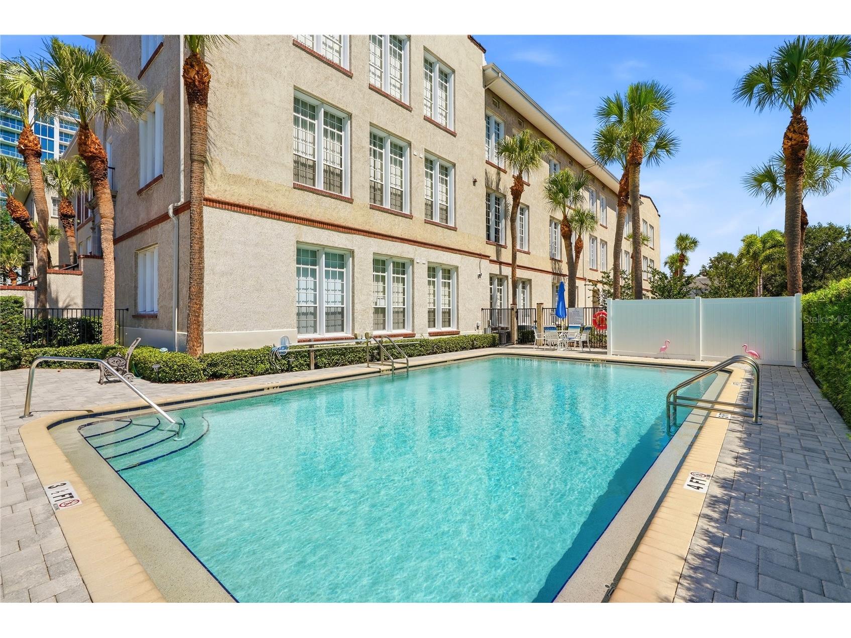 701 Mirror Lake Drive N #202 Saint Petersburg FL 33701 TB8520969 image40