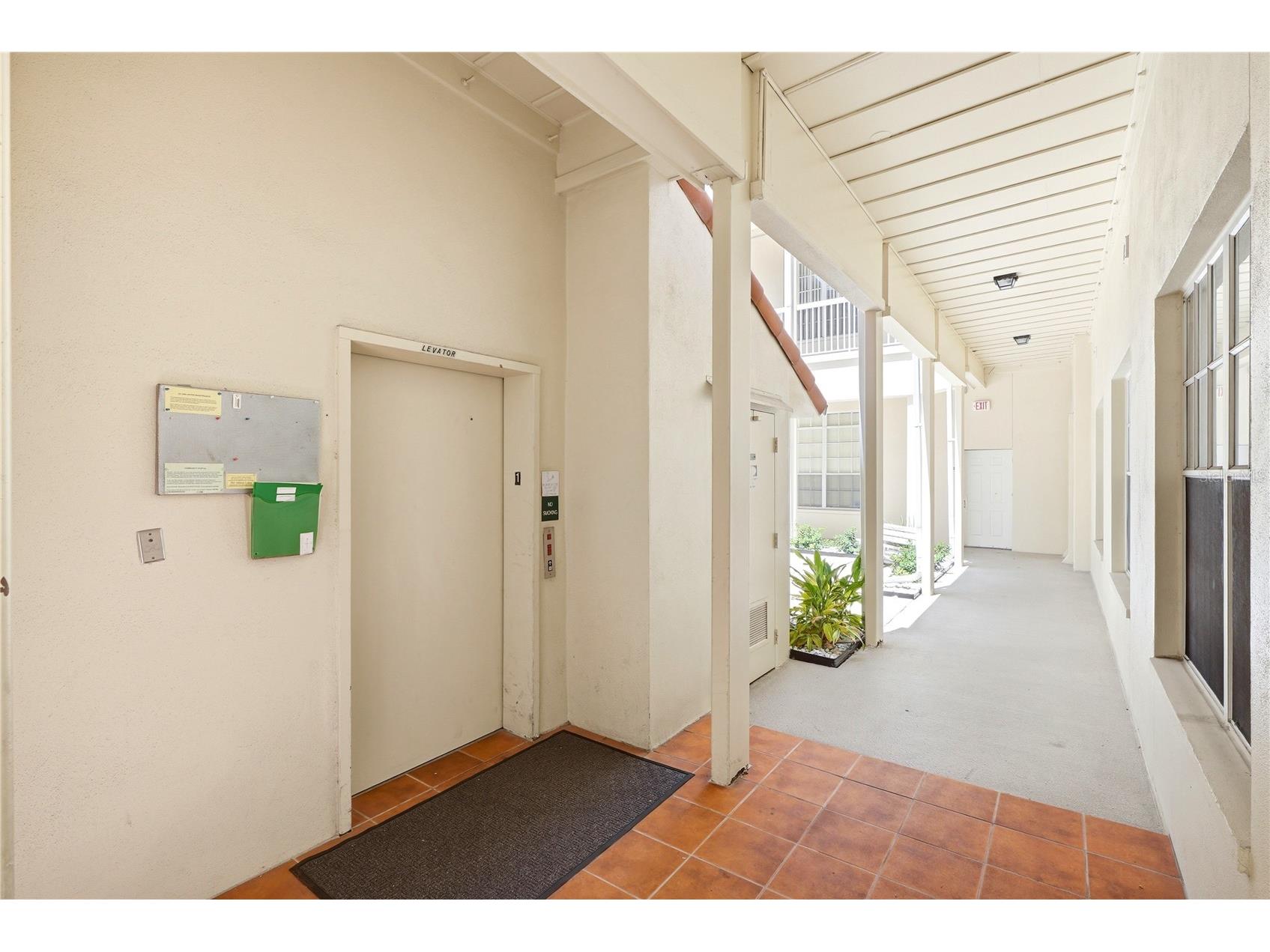 701 Mirror Lake Drive N #202 Saint Petersburg FL 33701 TB8520969 image7