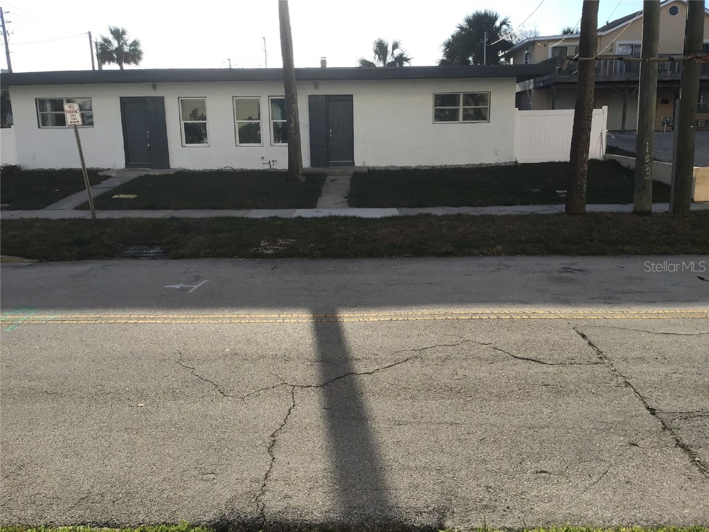 701 N Grandview Avenue Daytona Beach FL 32118 O6156822 image1