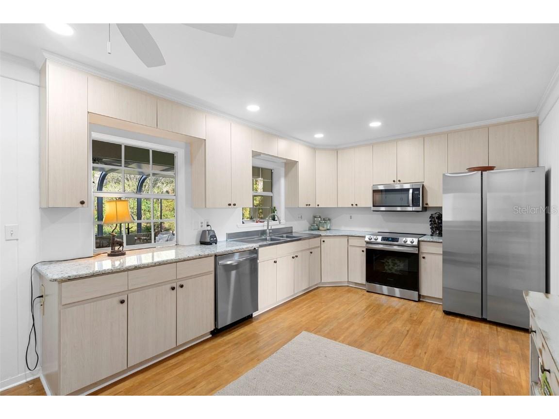 701 N Tuxedo Avenue Deland FL 32724 V4942793 image21