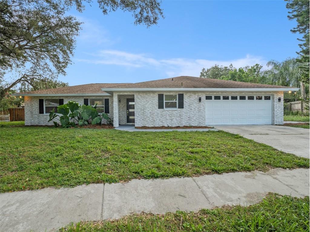 701 Queens Court Seffner FL 33584 O6141227 image1