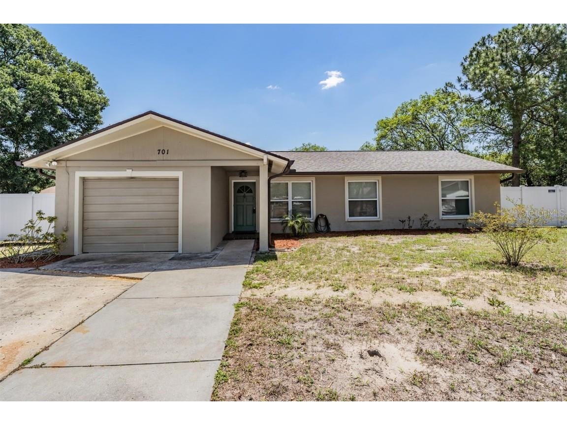 701 Regency Court Tampa FL 33613 T3442382 image1