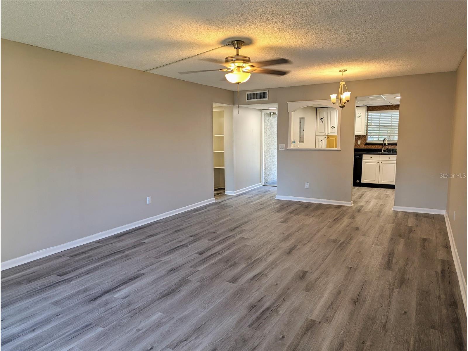 701 Russell Lane #209 Brandon FL 33510 TB8488296 image3